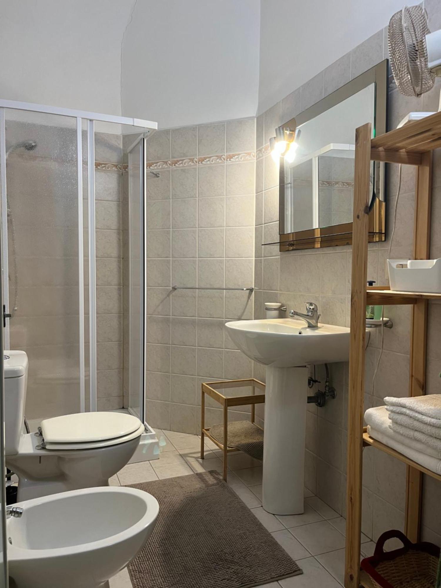 Apartment For 2 In Catania, B&B Le Voci Del Mercato Exterior foto
